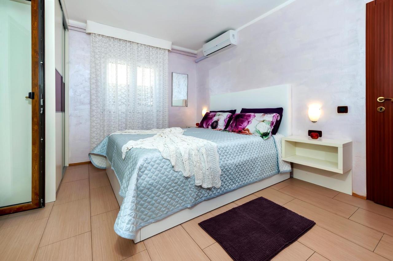 Apartments And Rooms Villa Dea Adults Only Rovinj Luaran gambar
